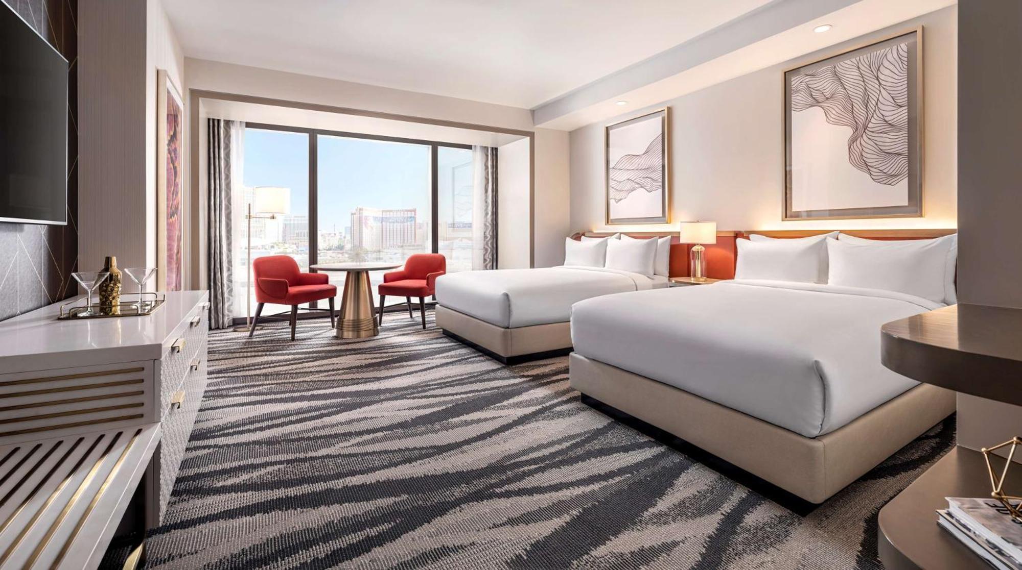 Conrad Las Vegas At Resorts World Εξωτερικό φωτογραφία A guest room at the Hilton Las Vegas