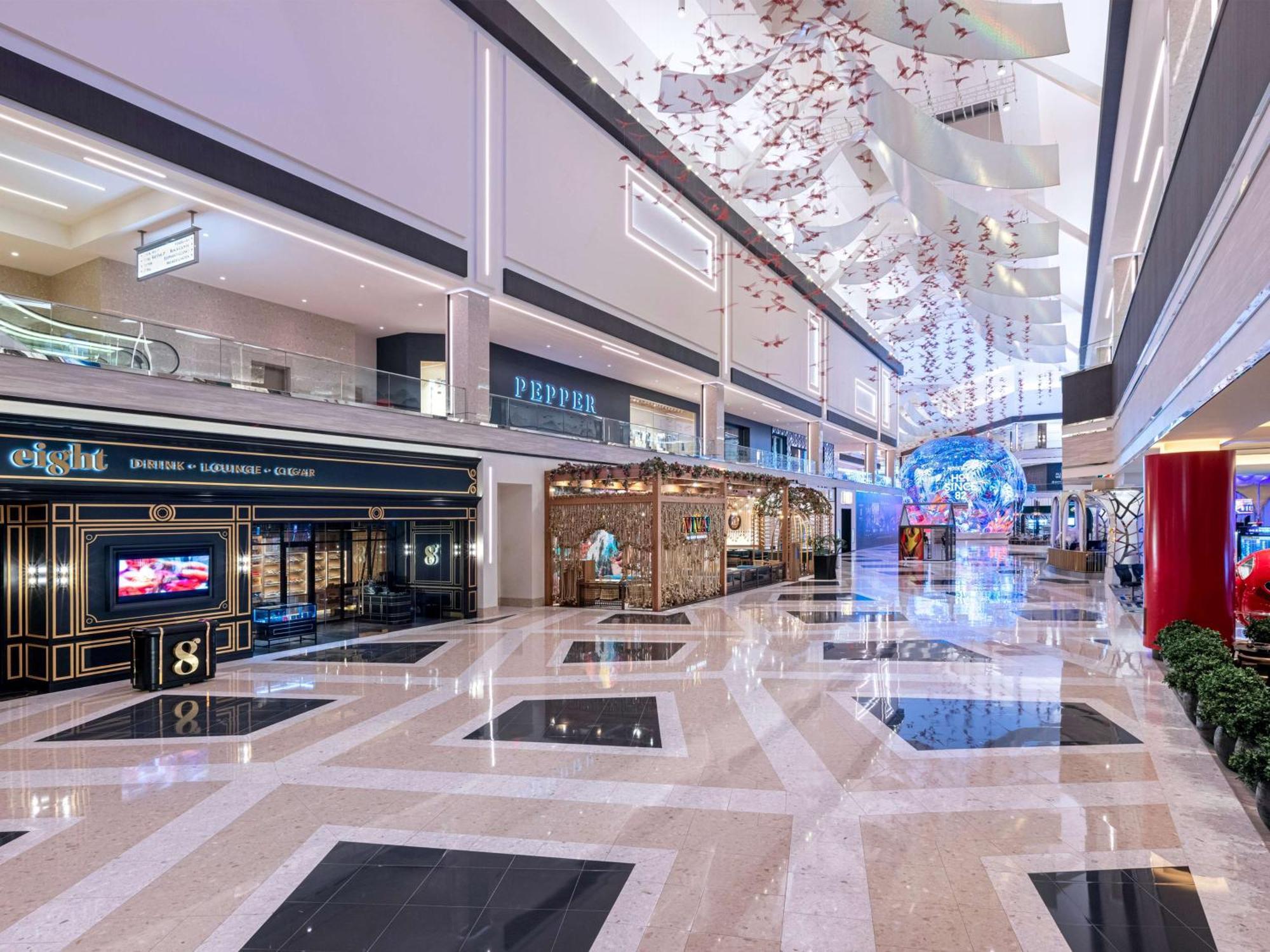 Conrad Las Vegas At Resorts World Εξωτερικό φωτογραφία The shopping mall