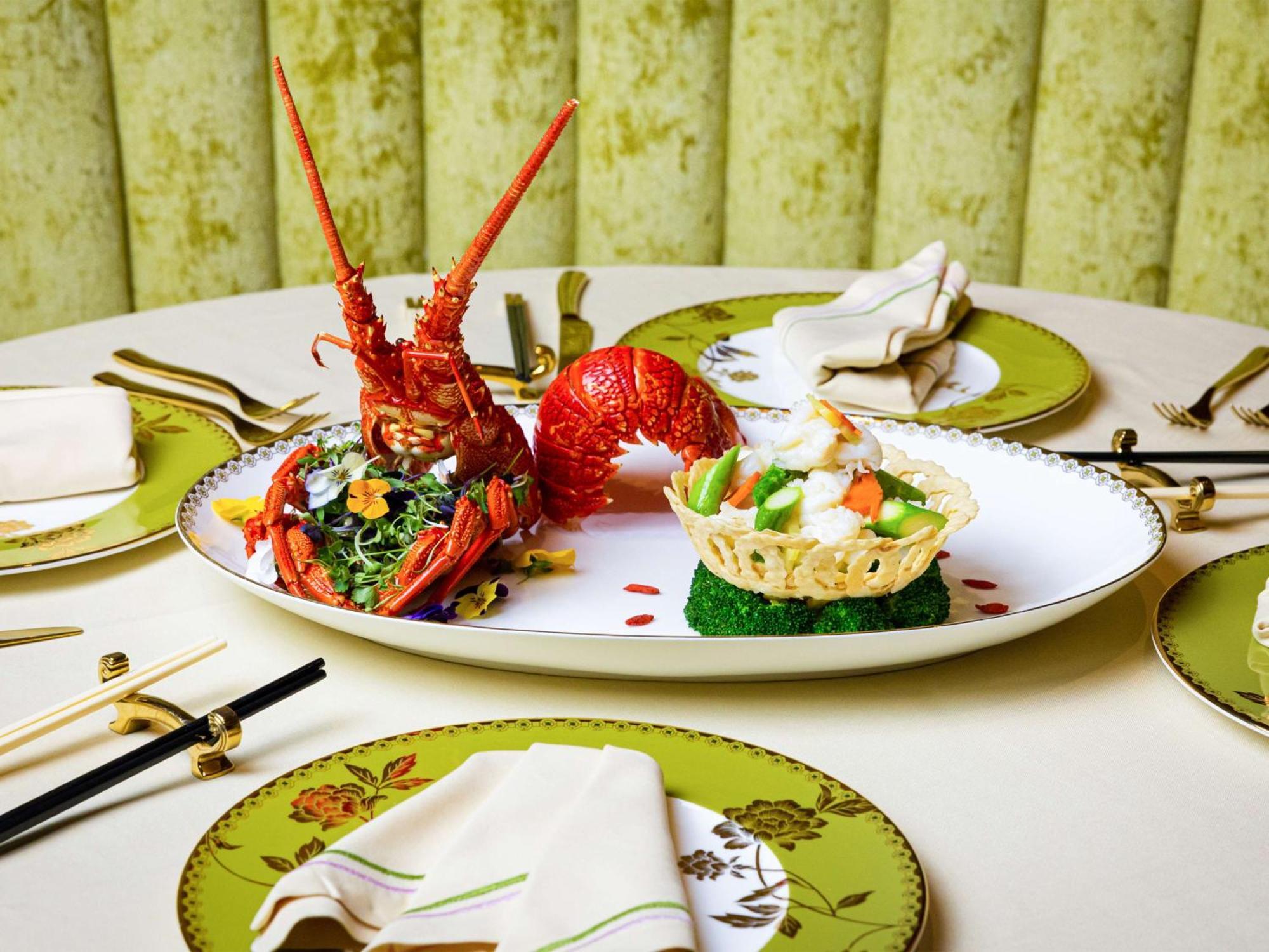 Conrad Las Vegas At Resorts World Εξωτερικό φωτογραφία A lobster dish at the restaurant